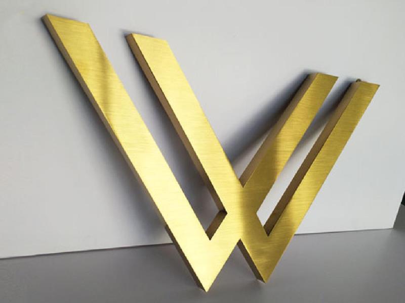 VI国产亚洲精品岁国产精麻豆中标识的色彩运用