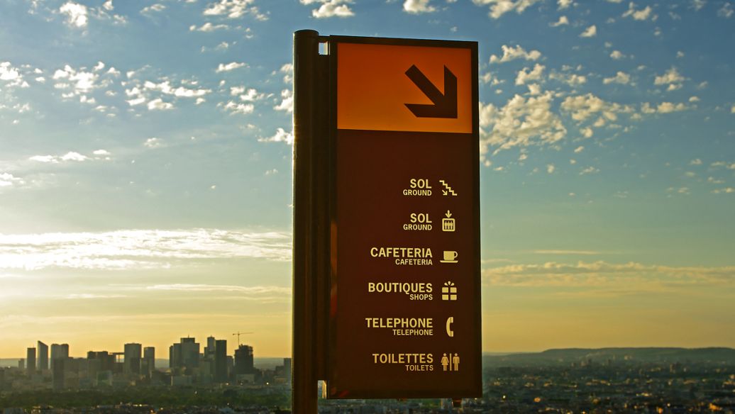 成都广告国产亚洲精品岁国产精麻豆公司招牌的材料选择