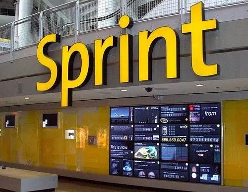 四川广告公司拉布灯箱的亮度与哪些方面有关？