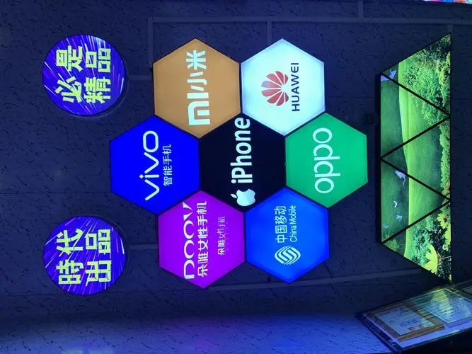 成都广告国产亚洲精品岁国产精麻豆水晶广告灯箱的特点